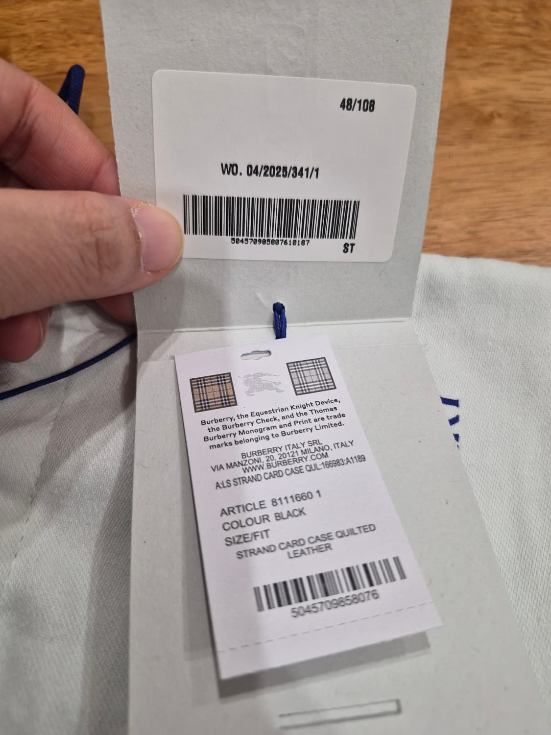 새상품/풀셋) 25시즌 버버리 스트랜드 퀼팅 가죽 카드 케이스 (블랙) 상품이미지2