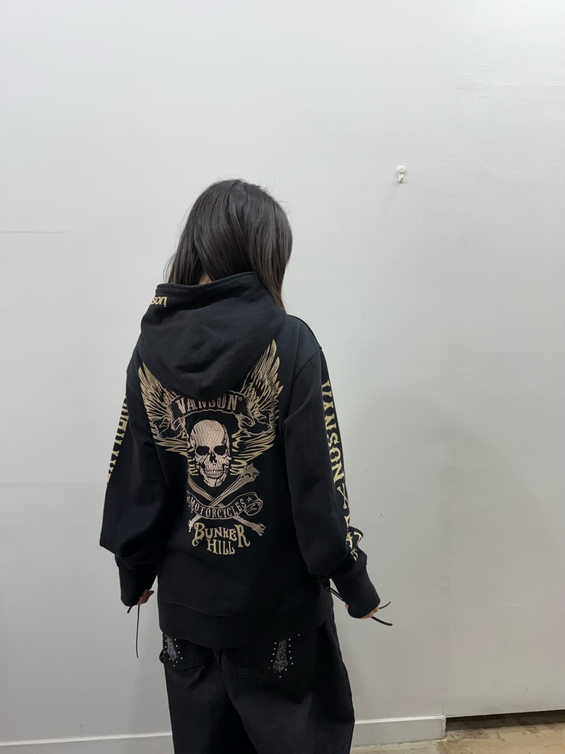 밴슨 오버핏 사이즈 아일렛 디테일 후드집업 상품이미지1