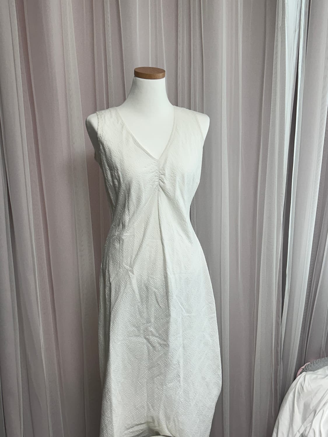 White V-neck Dress 화이트 브이넥 썸머 드레스 상품이미지1