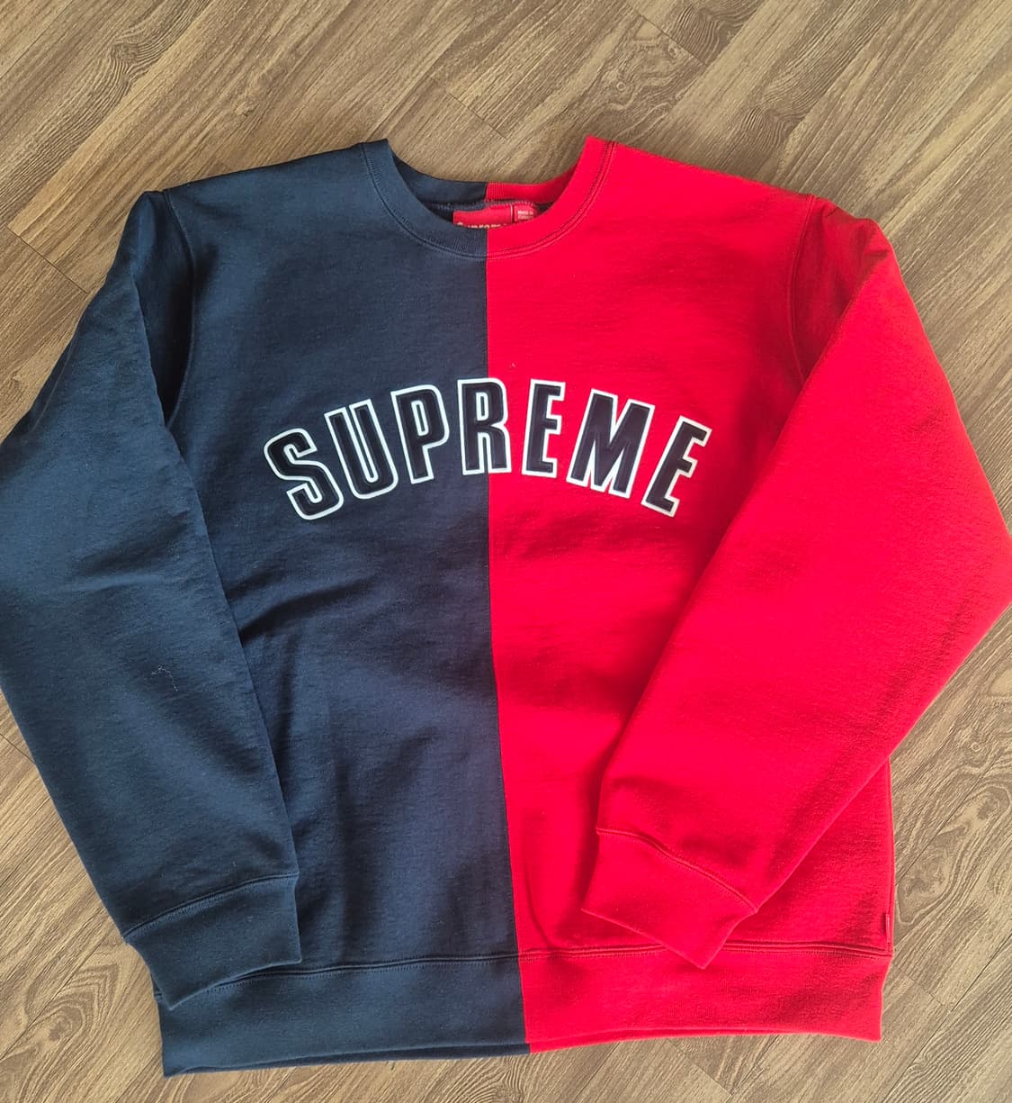 18fw 슈프림 스플릿 스웻셔츠 상품이미지1