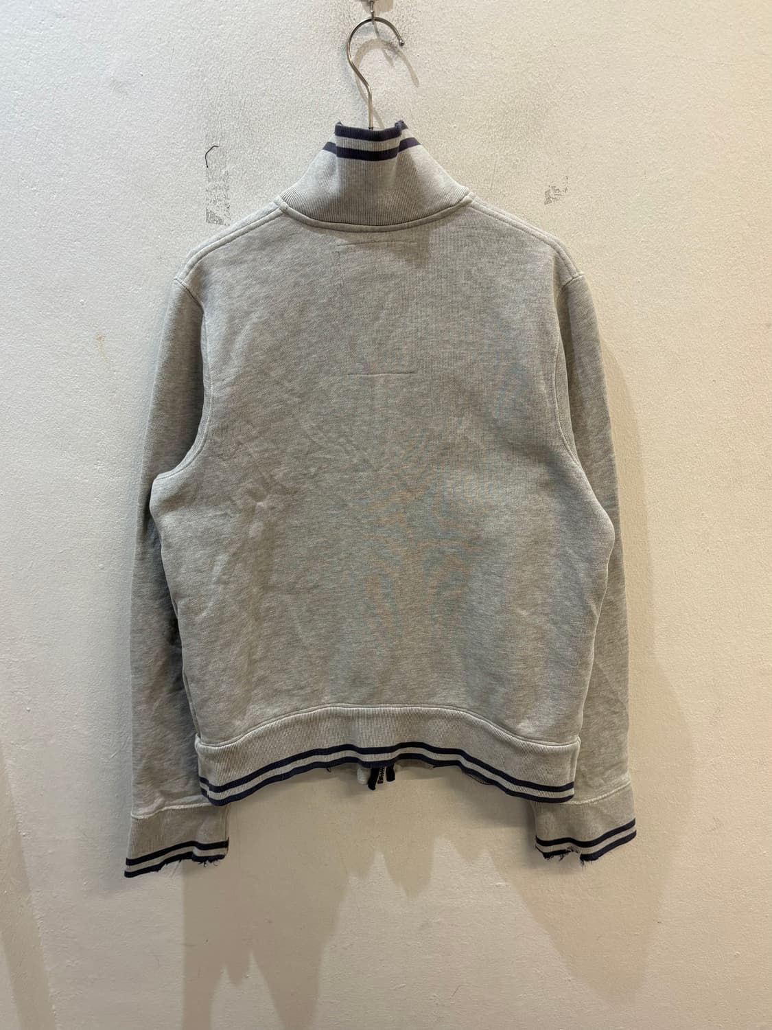 Abercrombie zip up jacket grey 상품이미지5