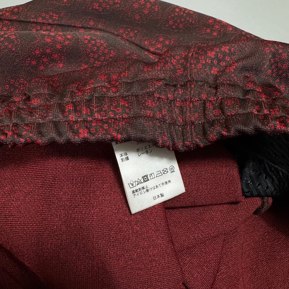 니들스(NEEDLES) 21aw 레드 파피용 자카드패턴 밴딩 트랙 팬츠 상품이미지4