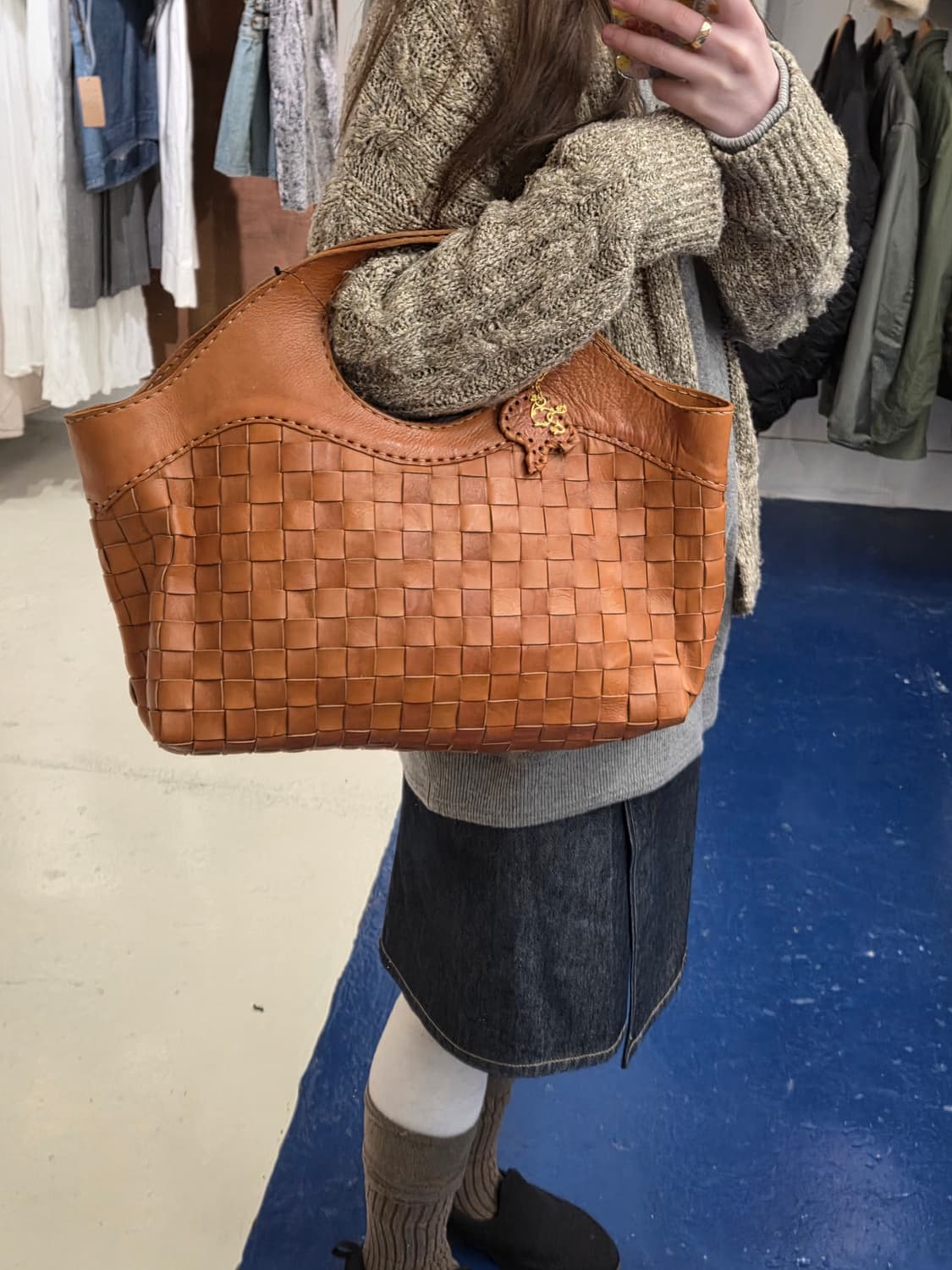 Robita 로비타 카우레더 라지 백 상품이미지3