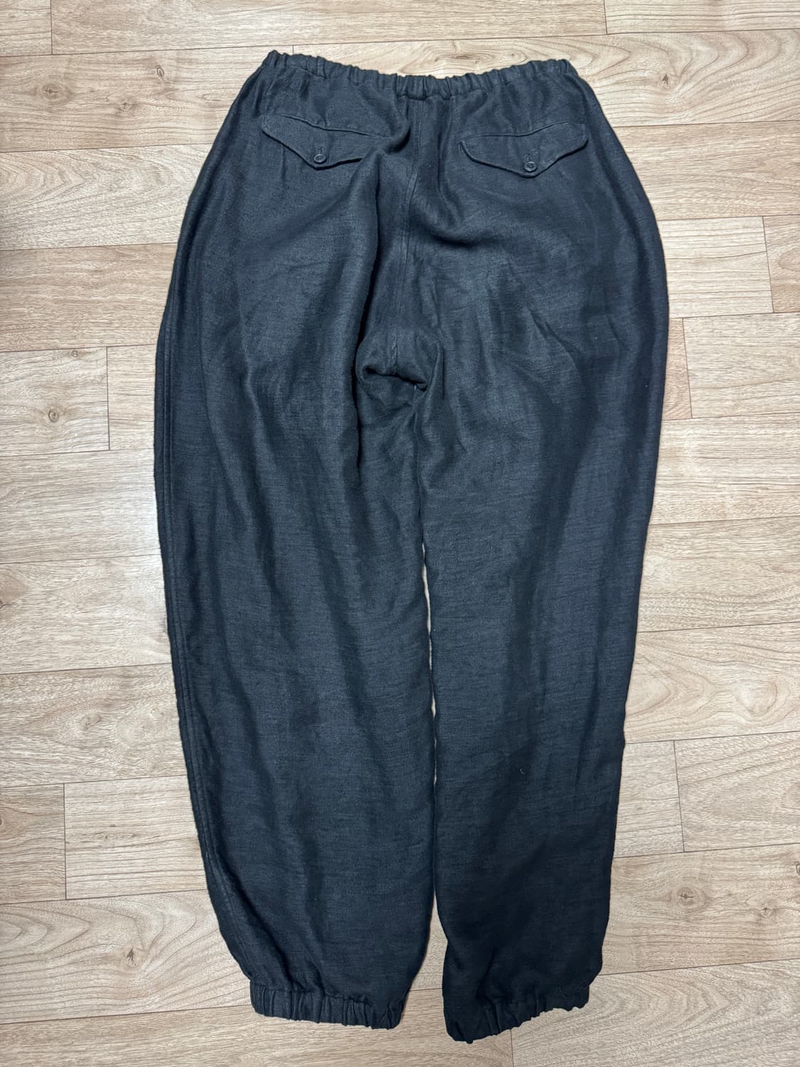 코모리 24aw 린넨 기모 드로스트링 팬츠 1 상품이미지3