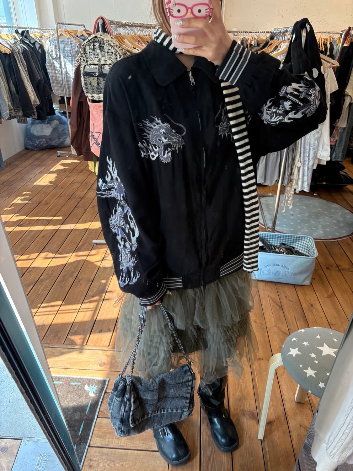 자수 디테일 리버시블 자켓 상품이미지1