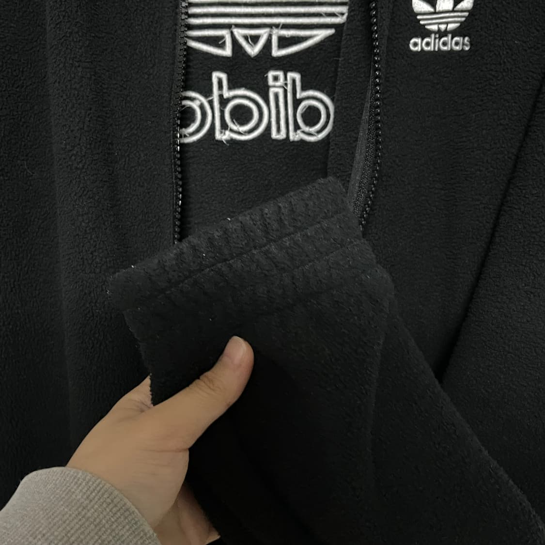 아디다스 블랙 플리스 집업 L 상품이미지5