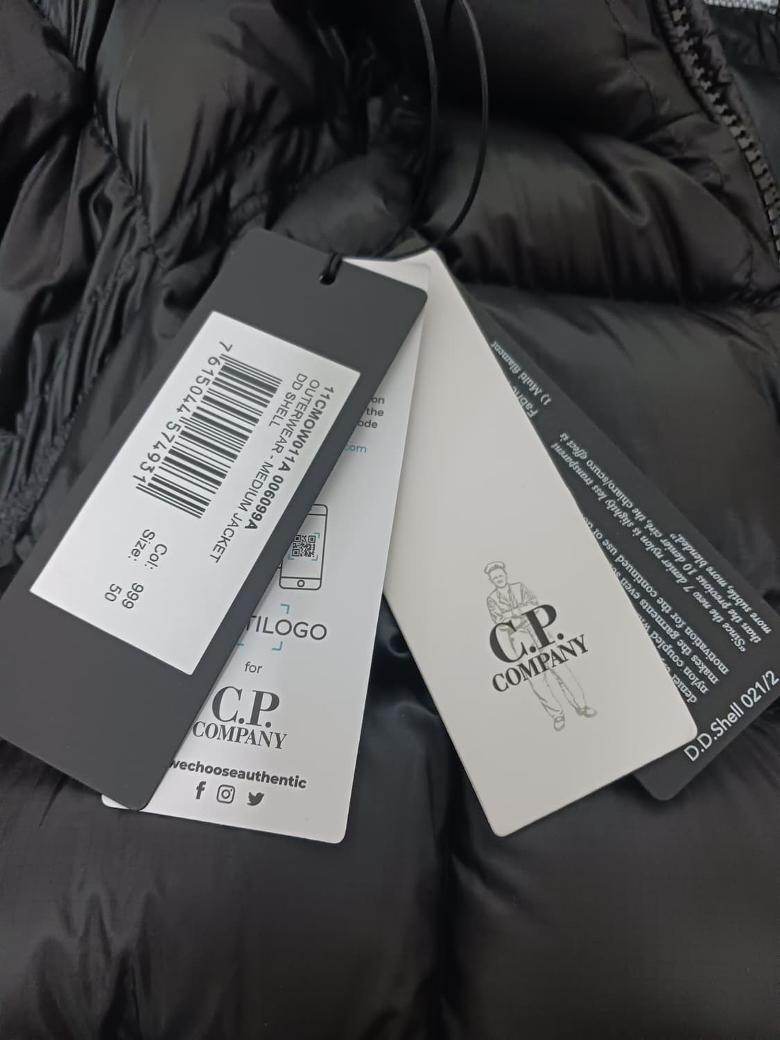 새상품급 정품 dd쉘 패딩 블랙 50사이즈 상품이미지2
