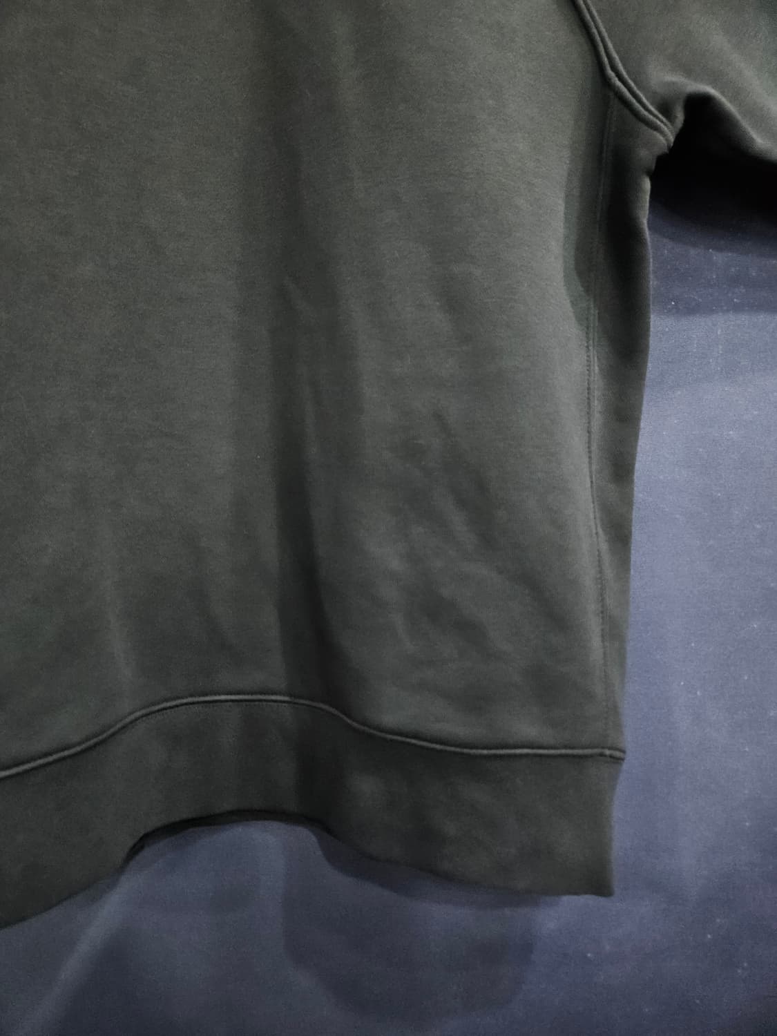 나이키 자수 블랙컬러 남성 105 기모 맨투맨  상품이미지6