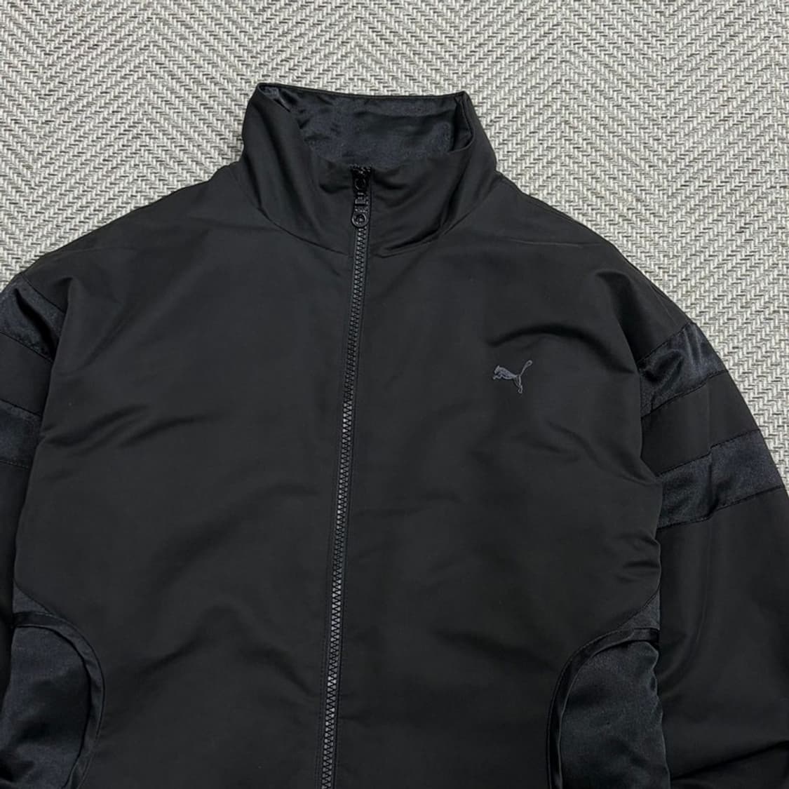 푸마 y2k 다크점퍼  v1628 상품이미지3