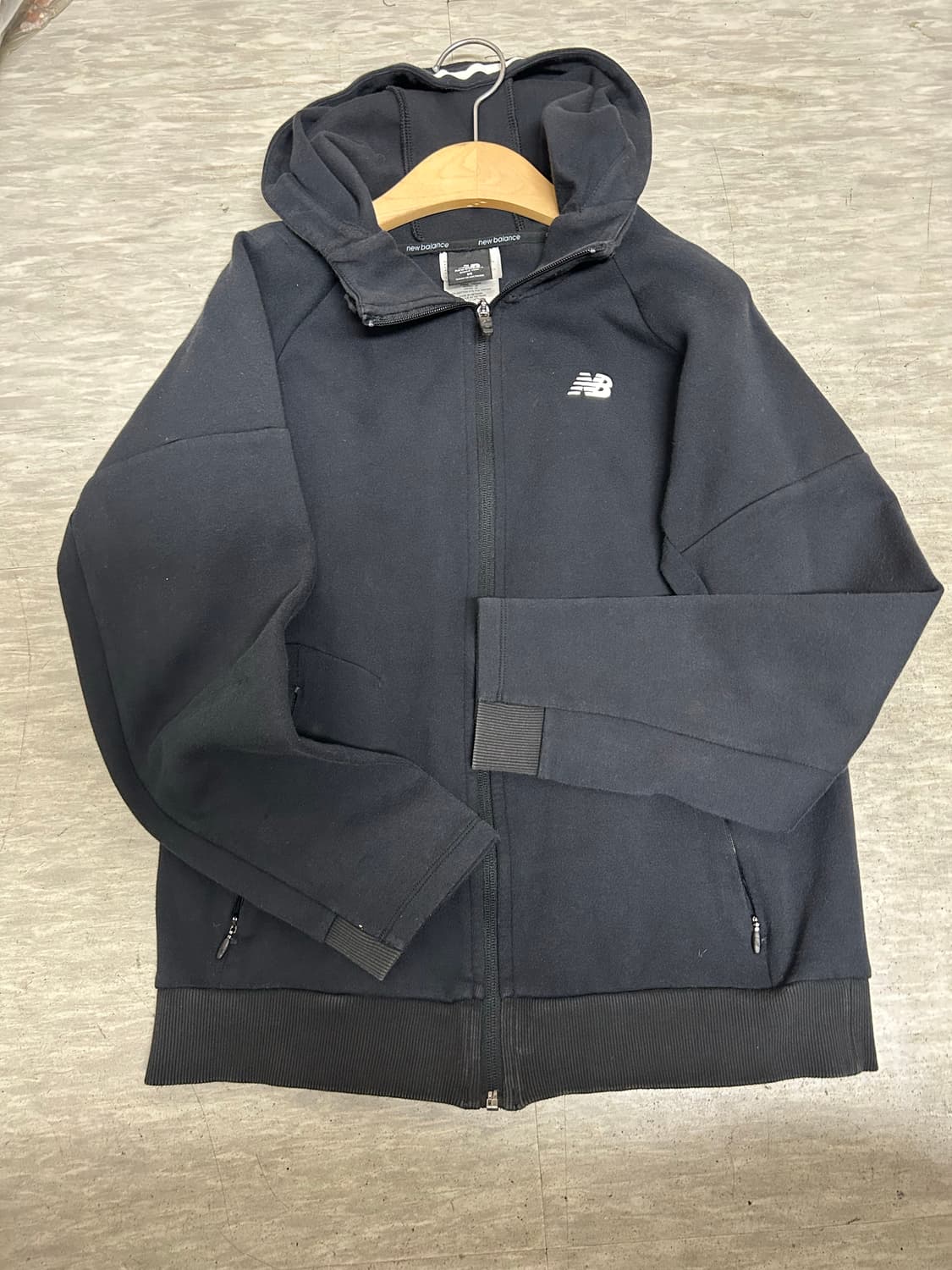 뉴발란스 후드집업 블랙 m 상품이미지8