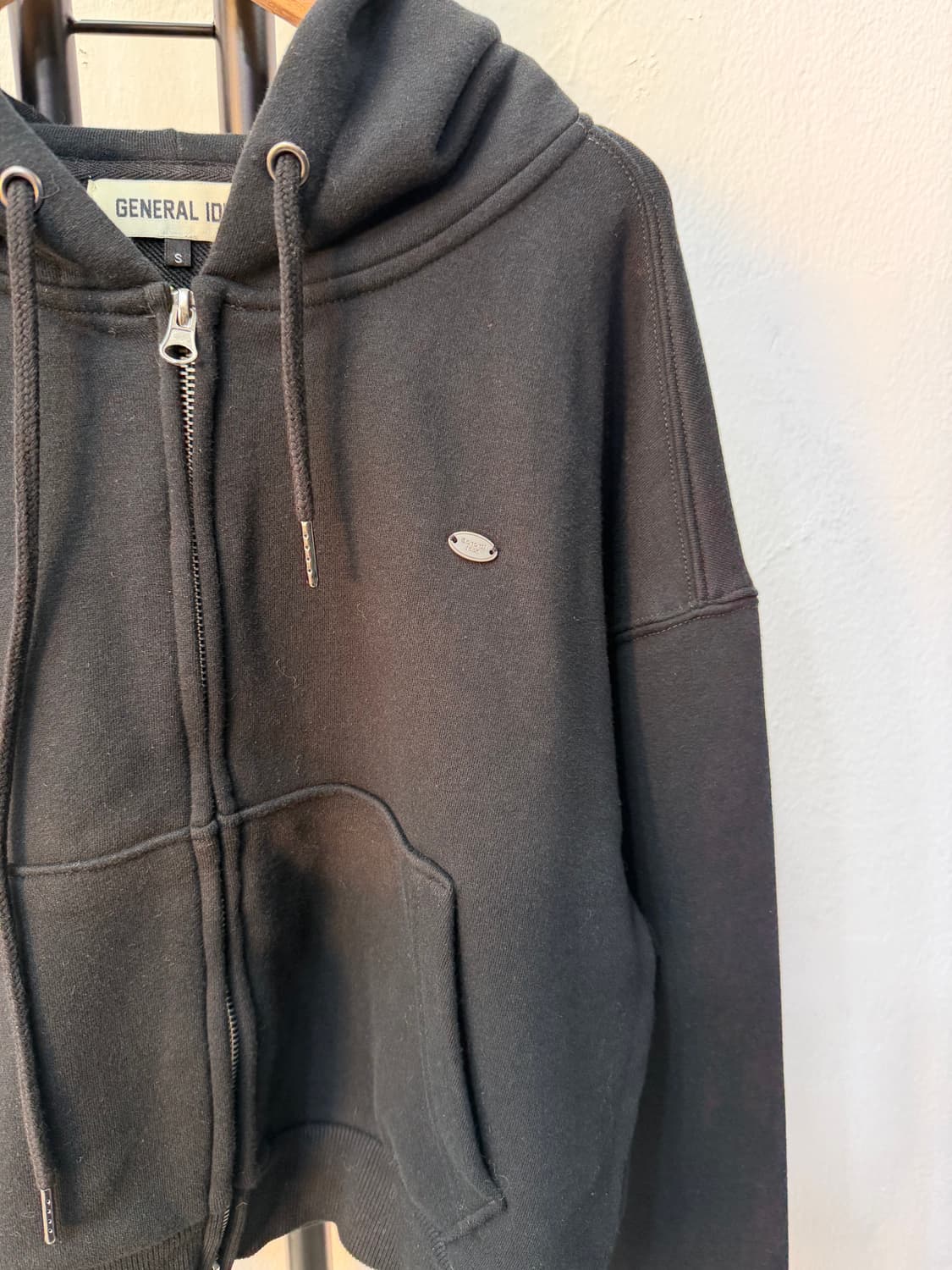 정품) 제너럴아이디어 여성 블랙 후드집업 S 상품이미지3