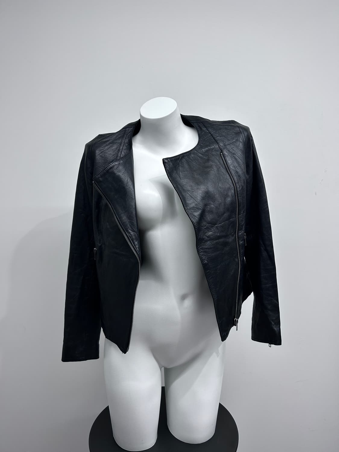 사선 지퍼 램스킨 자켓 상품이미지2