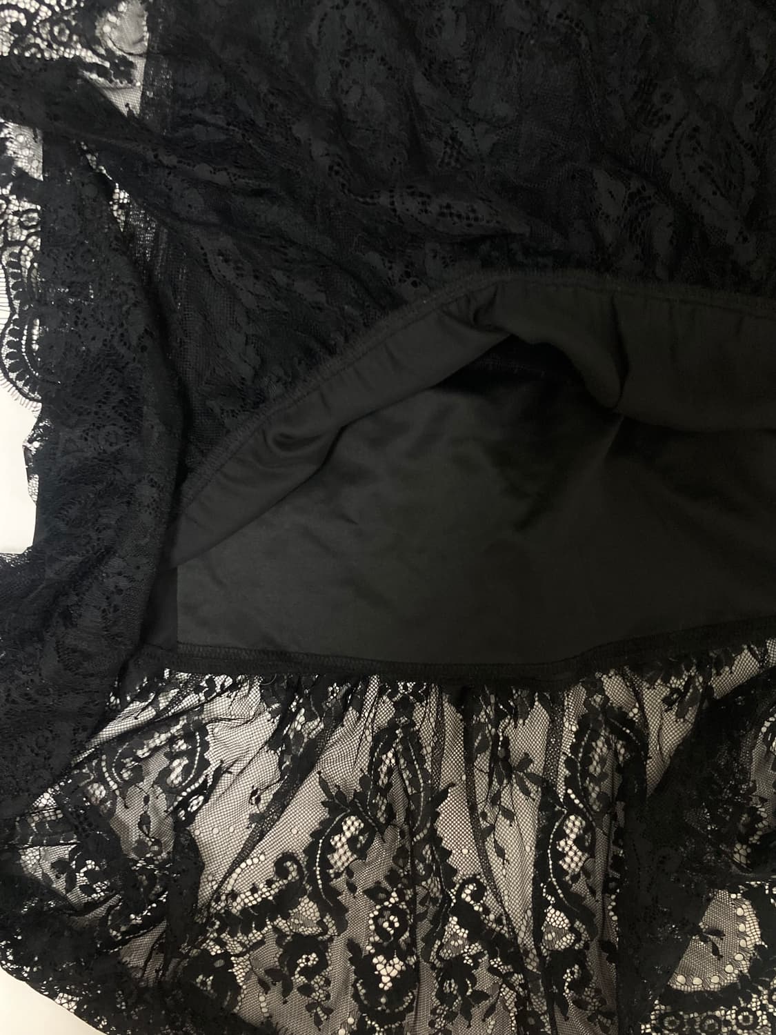 GU x undercover 블랙 스커트 상품이미지3