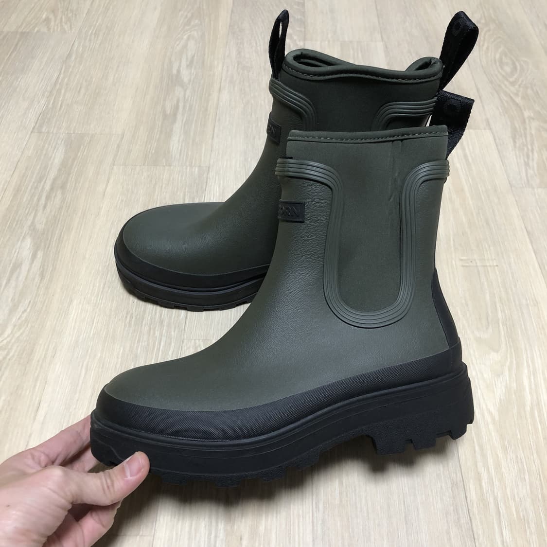 (245) 트레통 X 자라 Tretorn 룰레오 러버 레인 부츠 카키 상품이미지1