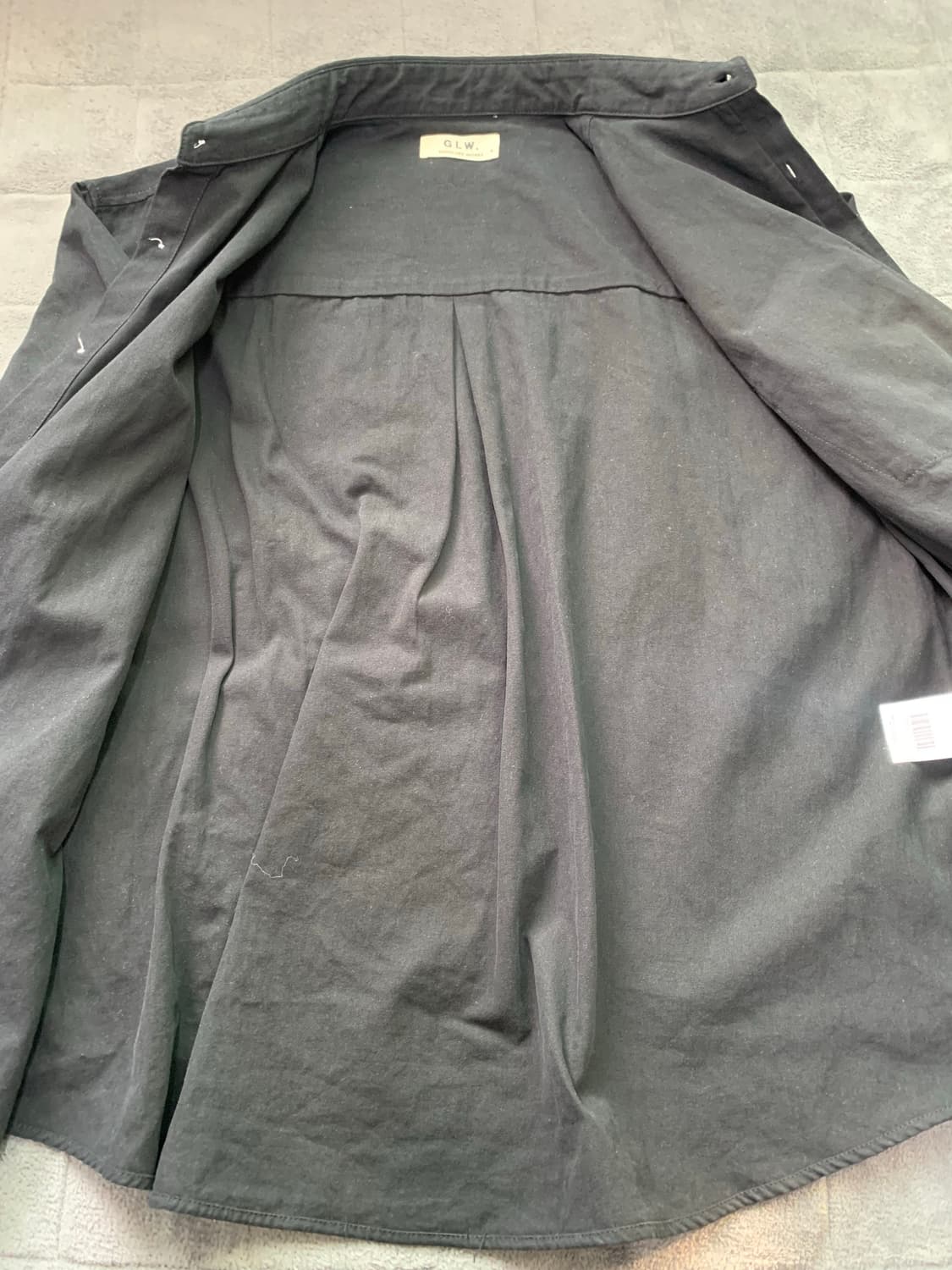 GLW 블랙 오버핏셔츠 상품이미지5