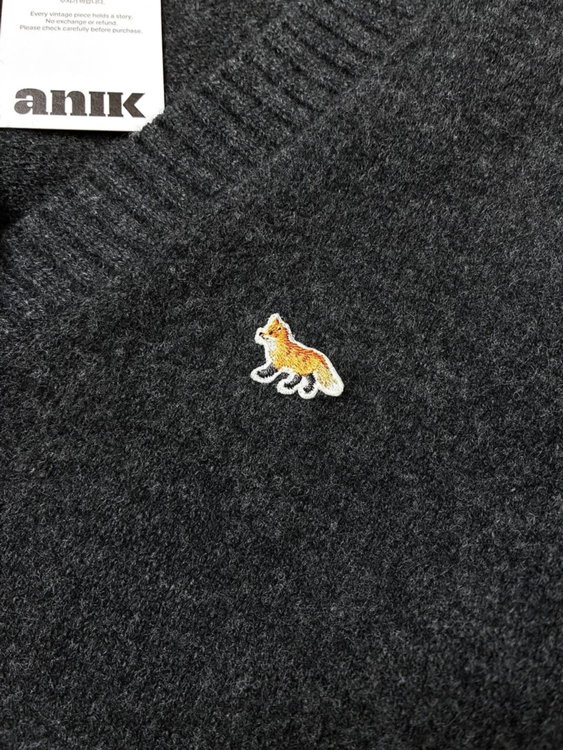 메종키츠네 22Fw 폭스 패치 브이넥 니트 가디건 PN5140 상품이미지4