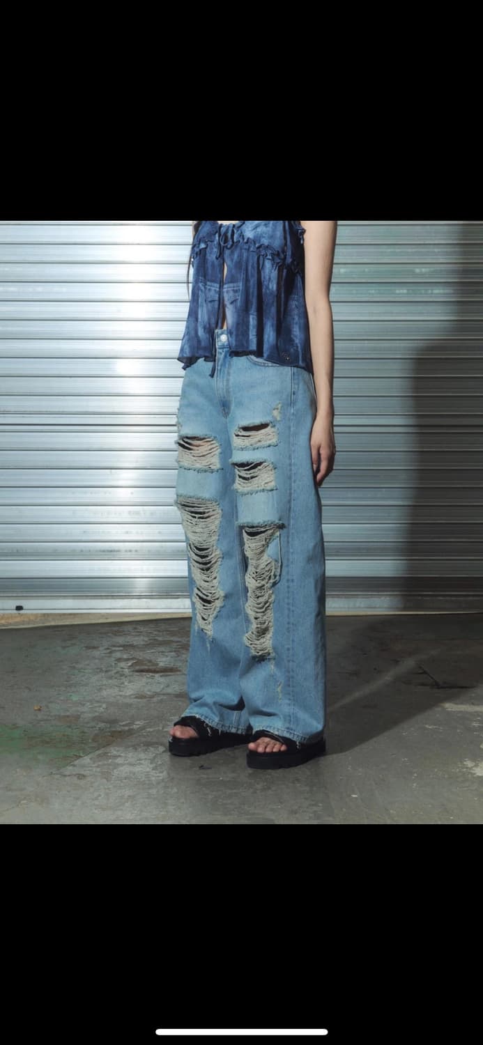 체리퀴리 CHERRYQUIRI damaged denim 데미지진 상품이미지1