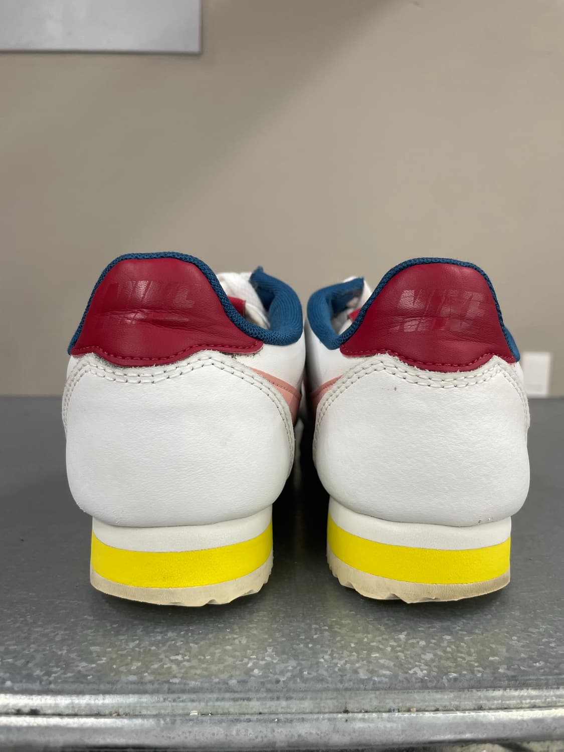 나이키 클래식 코르테즈 화이트 255 상품이미지3