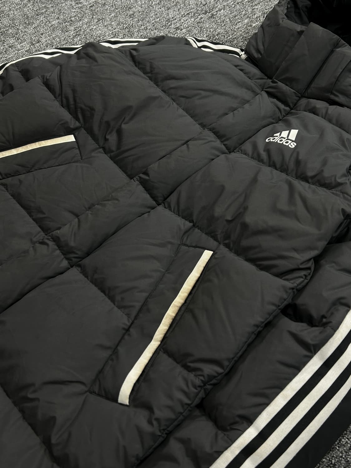 아디다스 사이드라인 덕다운 그레이 롱패딩 M 상품이미지4