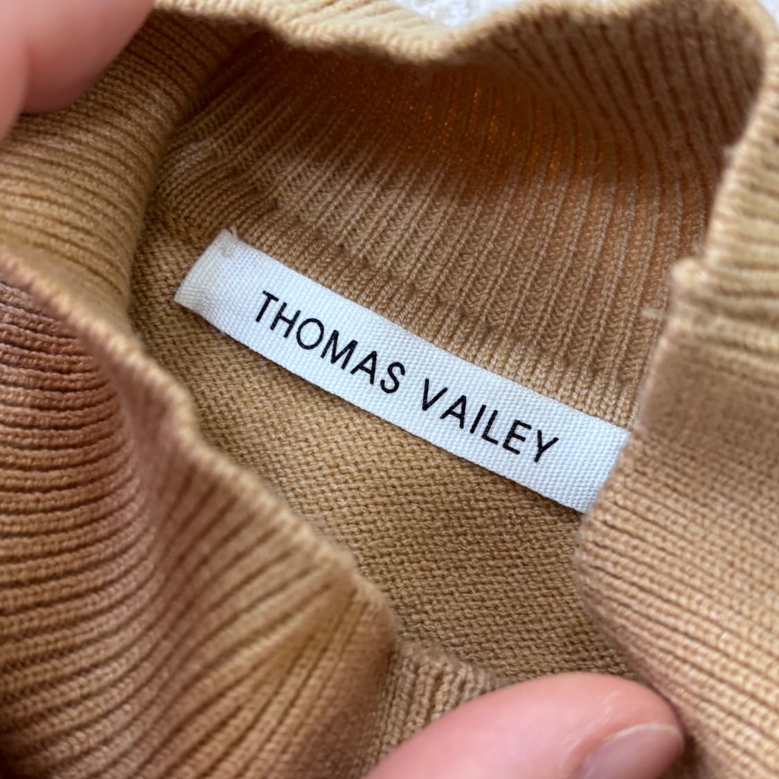 실측확인 토마스베일리 니트웨어 0305E 상품이미지3