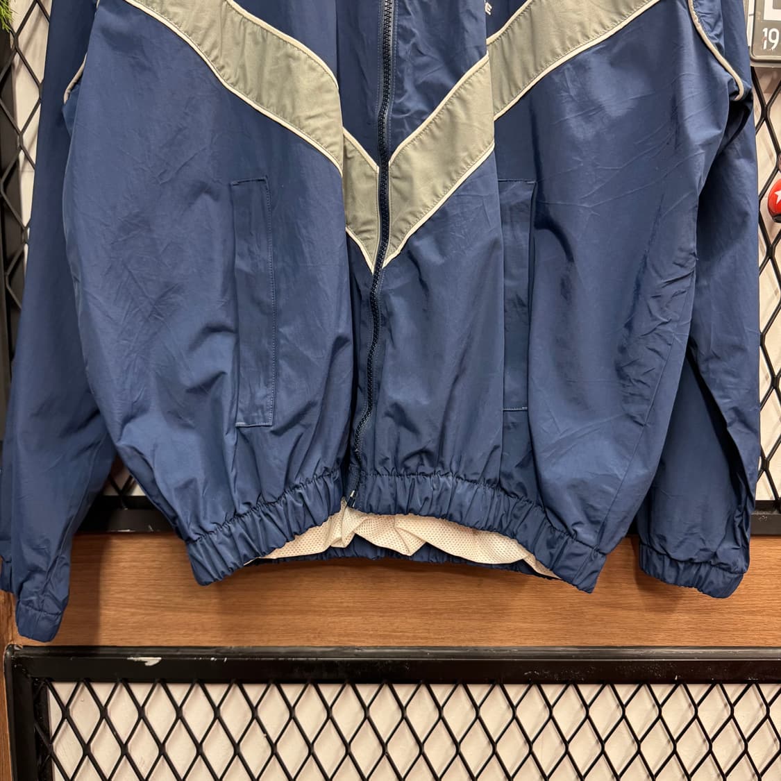 04s USAF 미공군 에어포스 바람막이 리플렉티브 포인트 네이비 상품이미지4