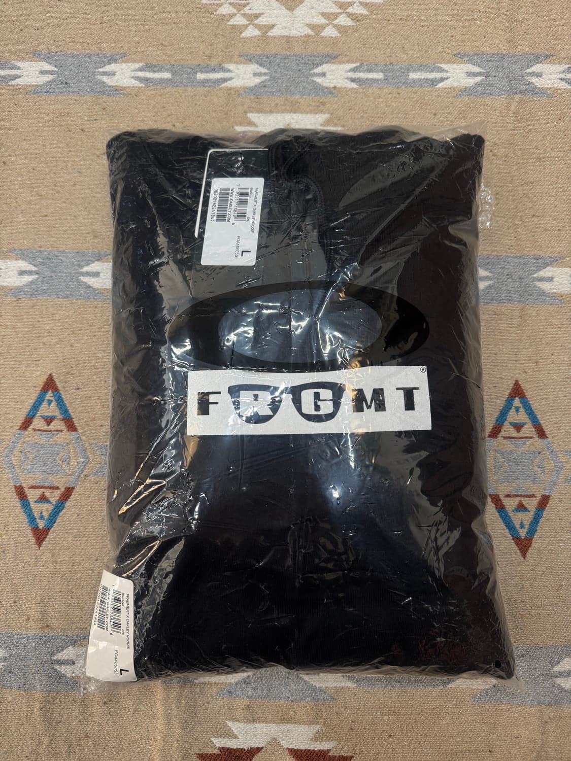 [L][105] 프라그먼트 x 오클리 후드 블랙 상품이미지8