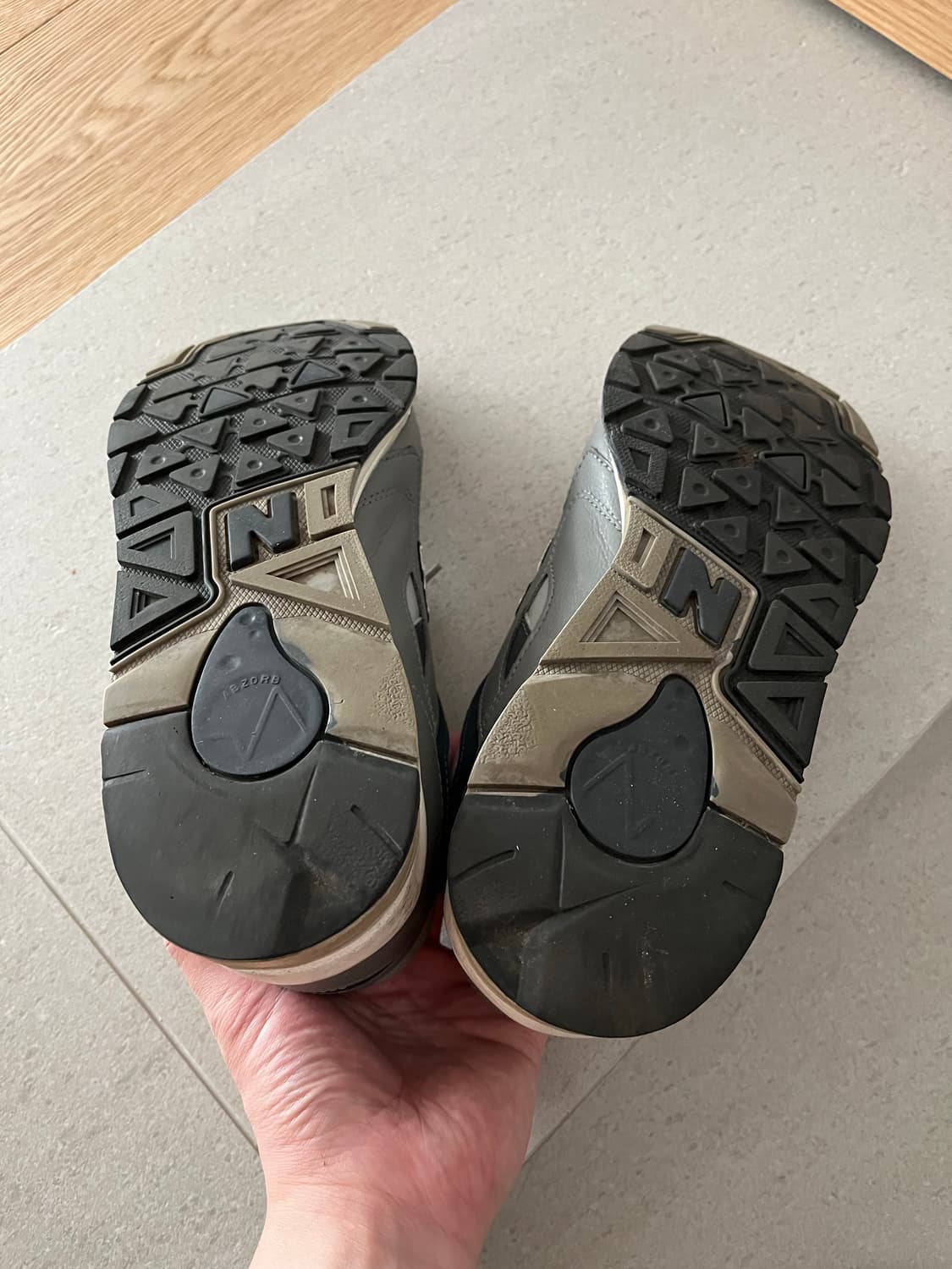 뉴발란스 1600 레거시 그레이 280 상품이미지4