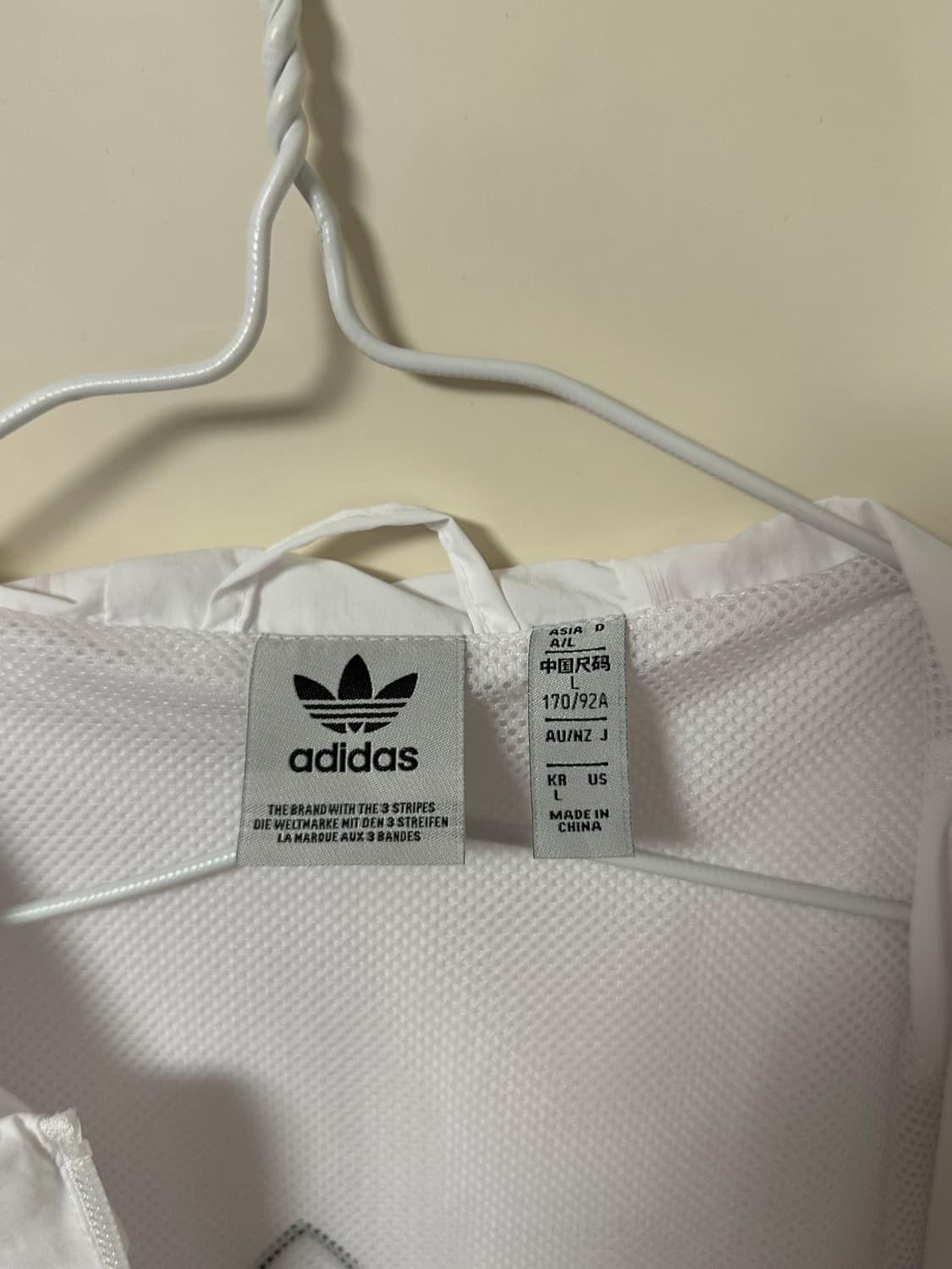 (새상품) 아디다스 바람막이 자켓 화이트 L사이즈 상품이미지5