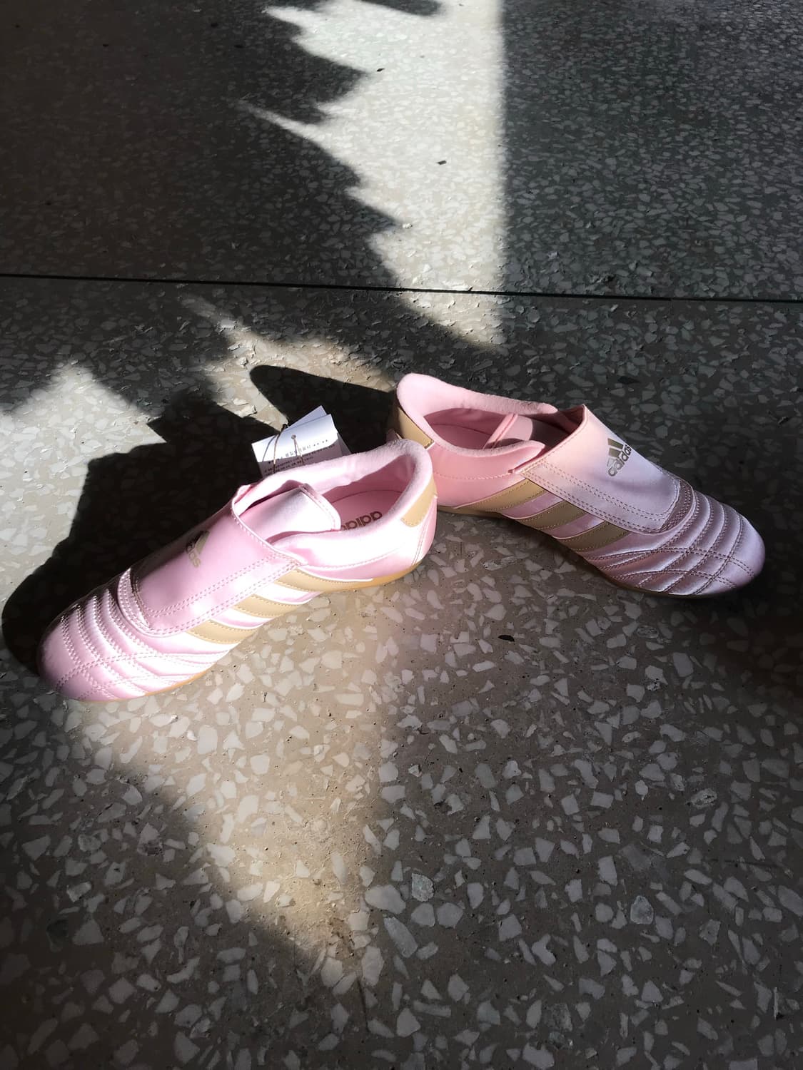 Adidas Pink Satin Predator Slip-On 상품이미지3