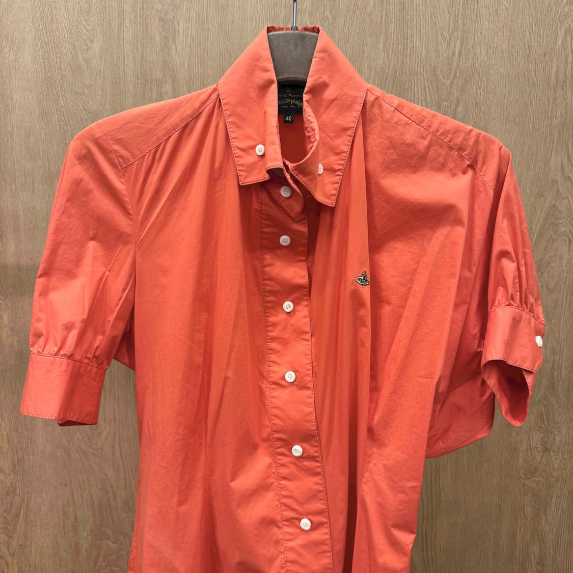 비비안웨스트우드 자수 로고 셔츠 원피스 퍼프소매 스트랩 디테일 레드 상품이미지4