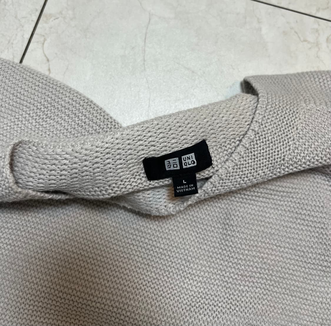 유니클로 홀 가먼트 니트 그레이 L 상품이미지3