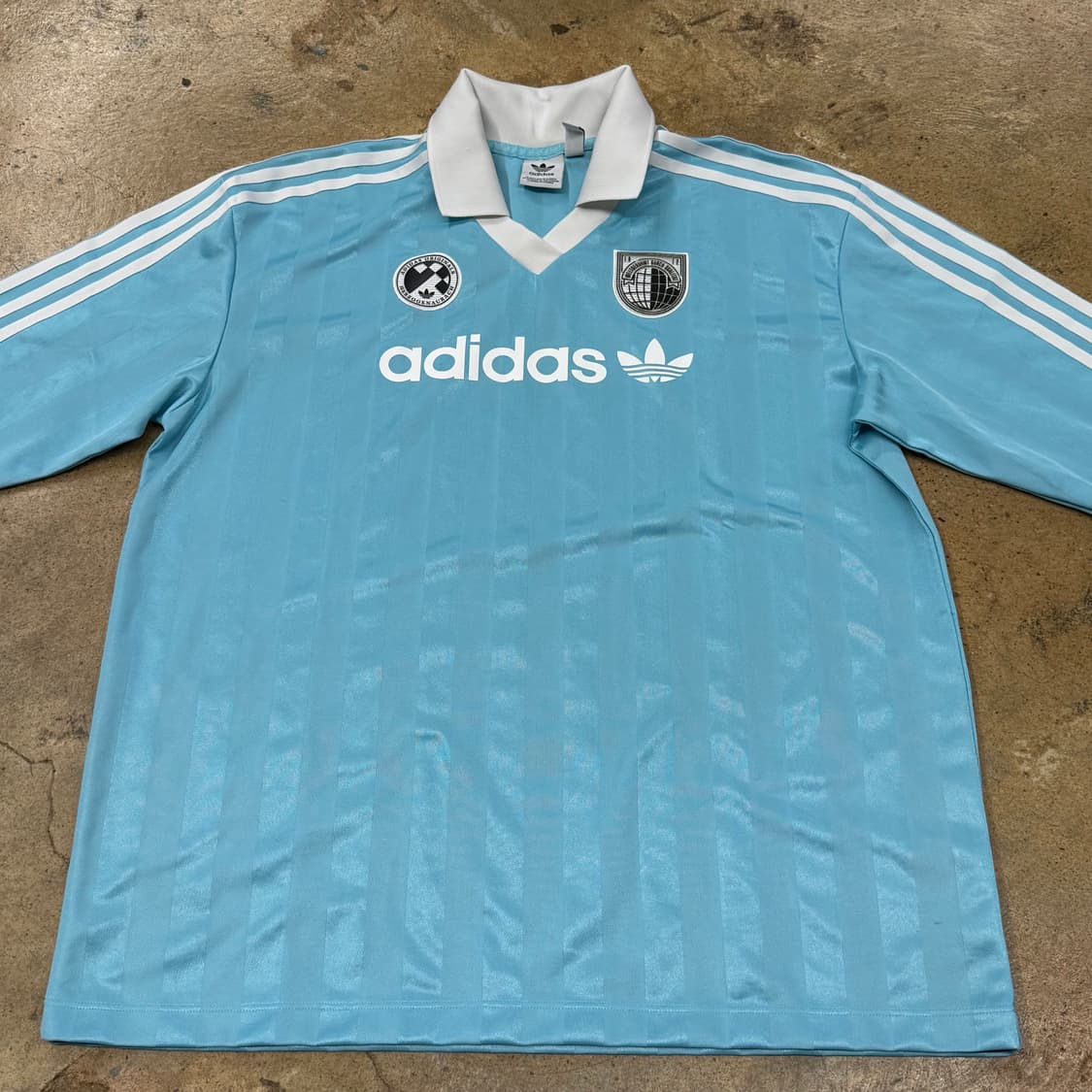 아디다스 하늘 카라 롱슬리브 유니폼  상품이미지3