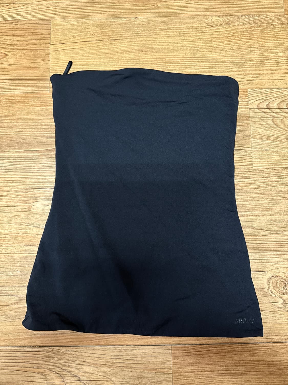 ARITZIA contour 튜브탑 상품이미지1