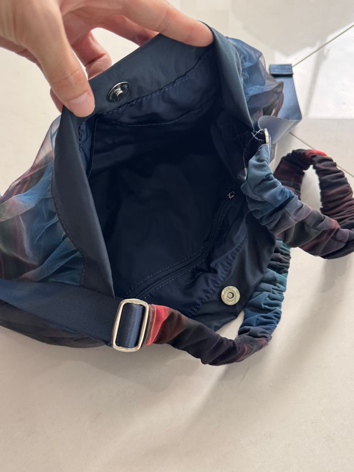 MESH SHOULDER BAG 메시 숄더백 상품이미지4