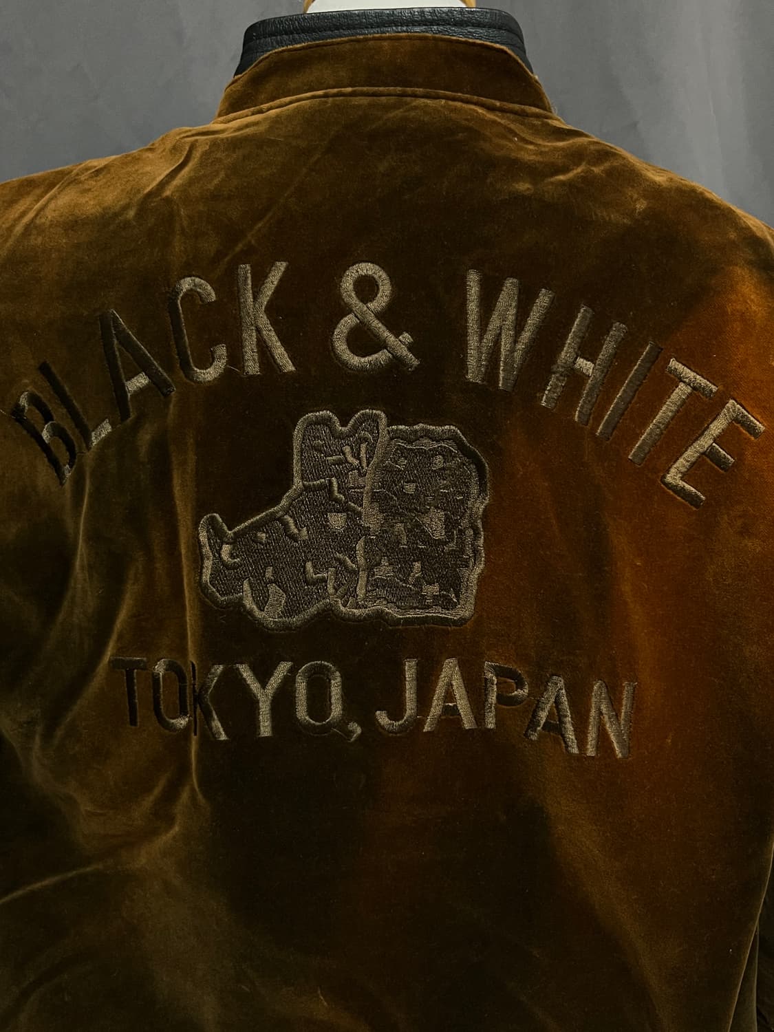 Black&white 브라운 벨벳 누빔 점퍼 상품이미지3