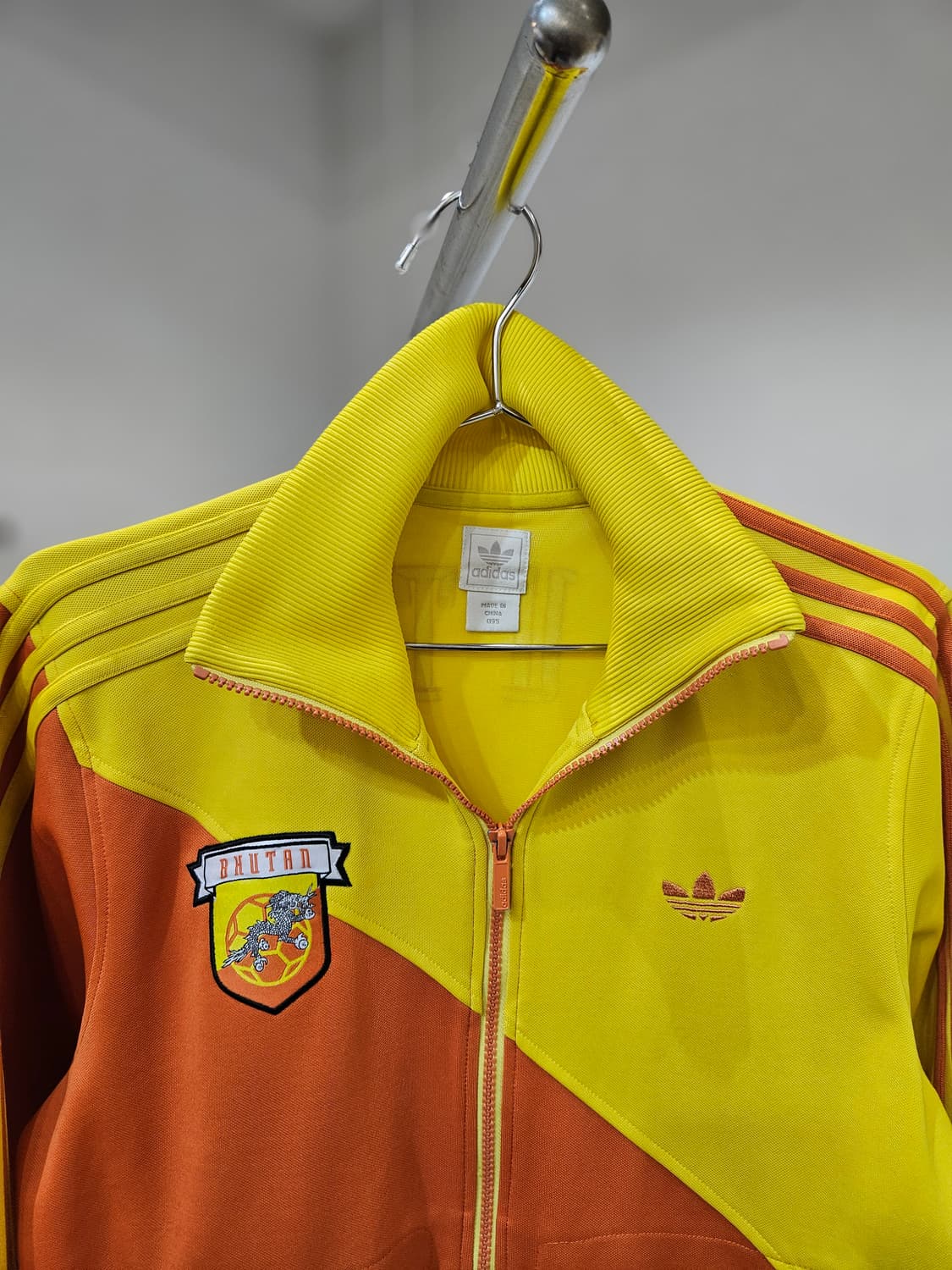 아디다스 부탄 용자수 트랙탑 져지 상품이미지3