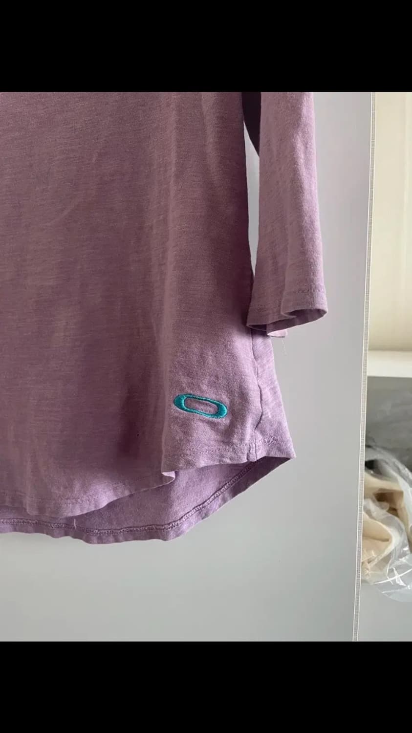 오클리 오프숄더 티셔츠 상품이미지2