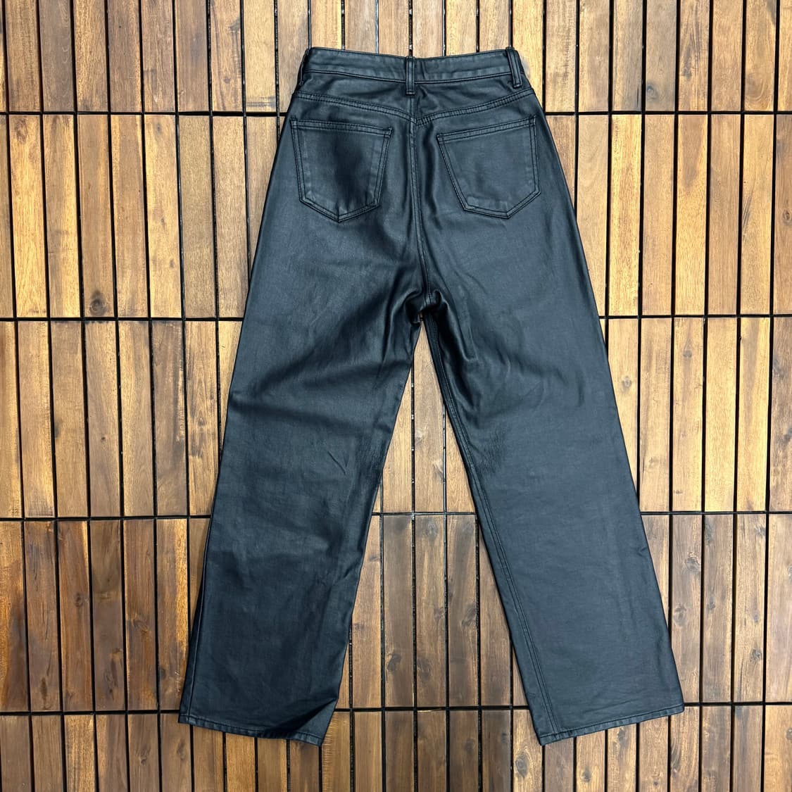 블랙 비건 레더 와이드 팬츠 (27)   상품이미지3