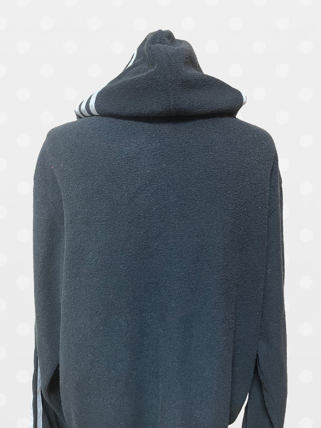 아디다스 블랙 삼선 태리소재 후드티 상품이미지3