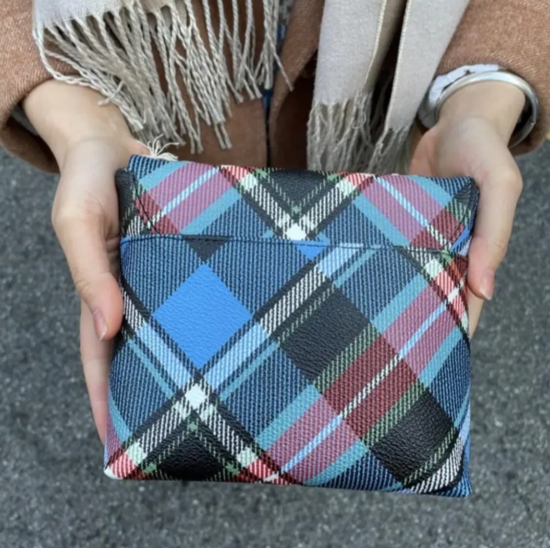 (새상품) 비비안웨스트우드 체크 플랩 스몰 체인백 상품이미지2