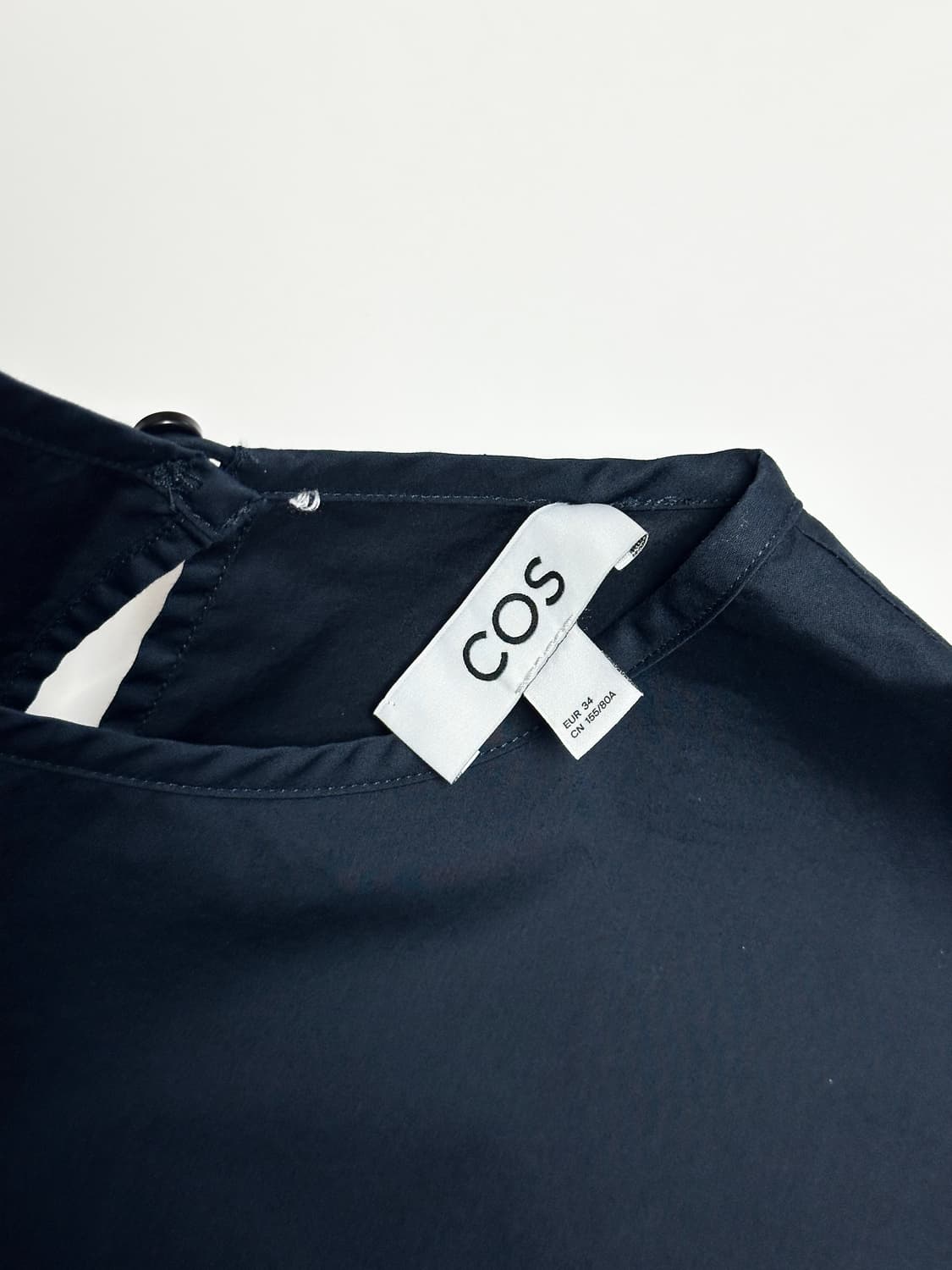 COS 코스 벨티드 퍼프 슬리브 블라우스 블랙 상품이미지5