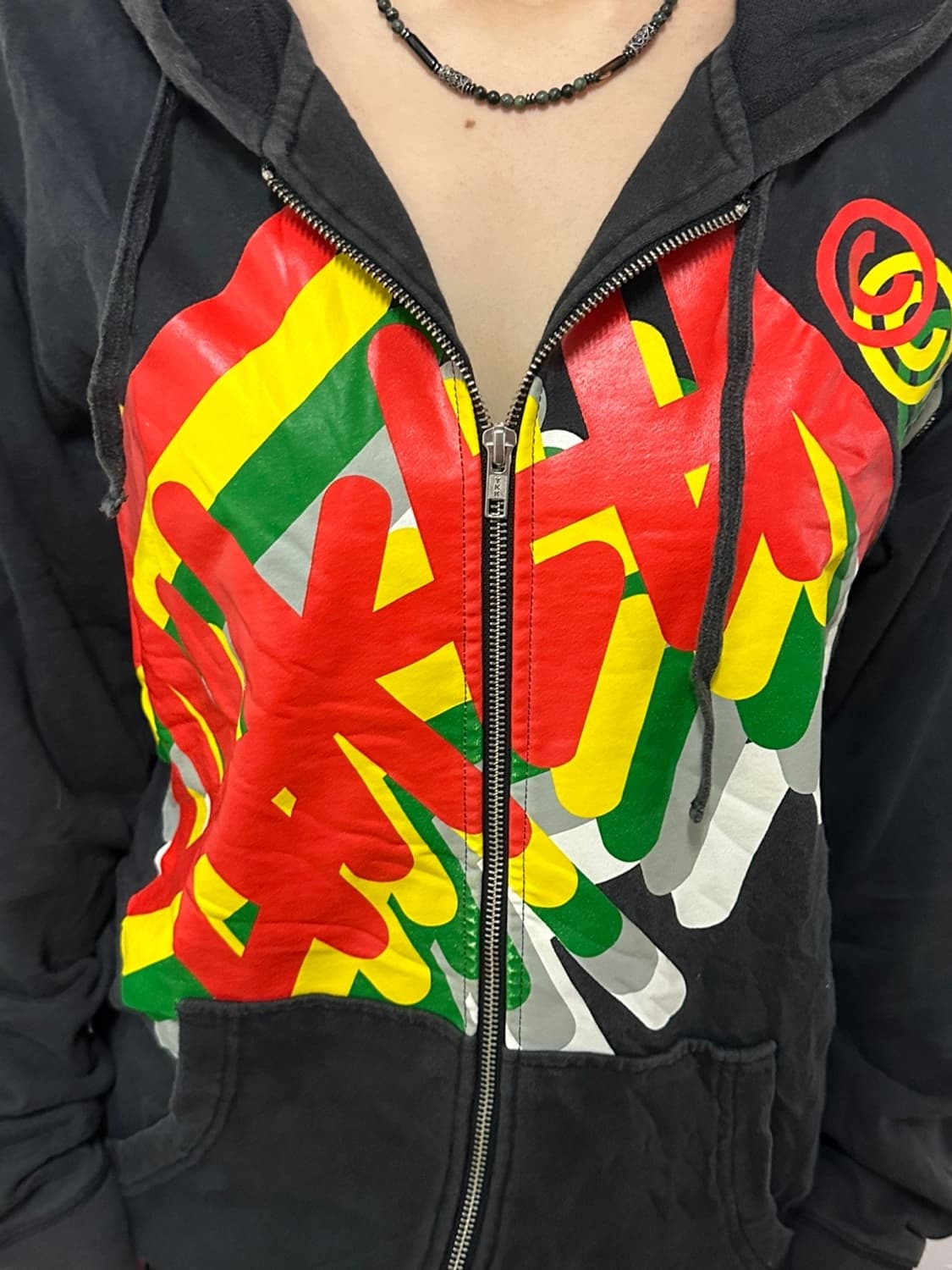 스투시 무지개 빅로고 후드집업  상품이미지2