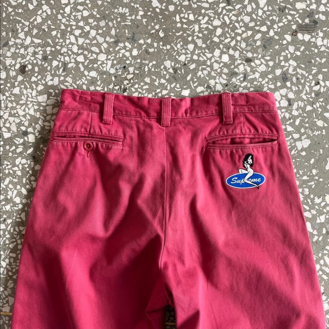 슈프림 핀업 치노팬츠 마룬 21SS 상품이미지6