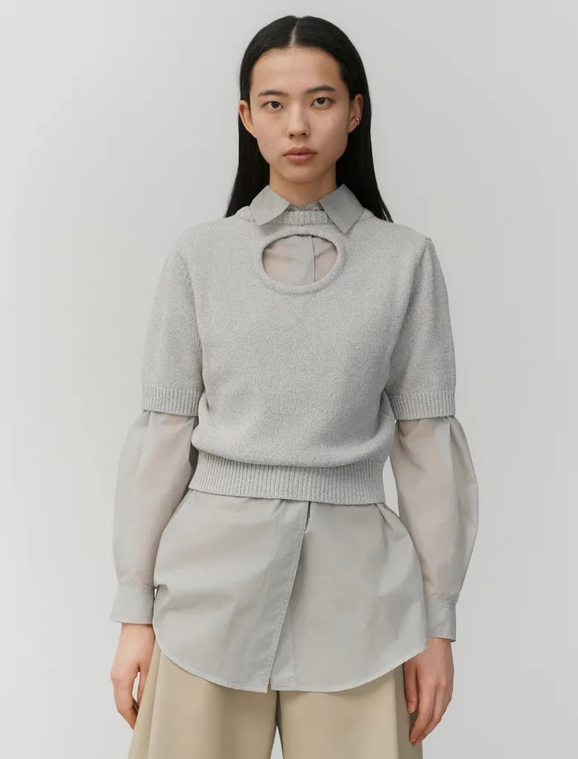 Amomento. Back Cut-out Pullover Grey 상품이미지1