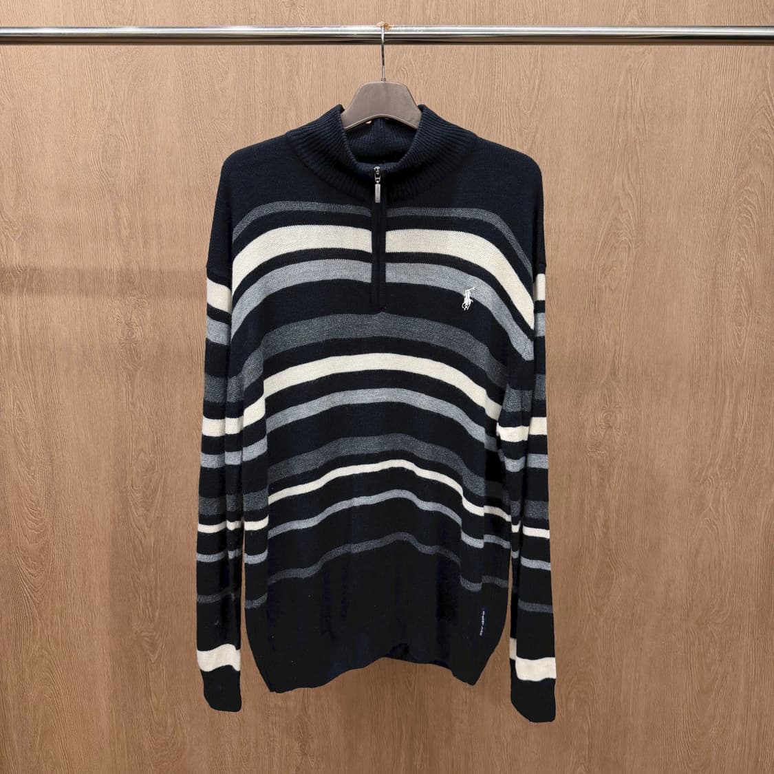 폴로 랄프 로렌 하프 집업 니트 멀티 스트라이프 로고 자수 루즈핏 블랙 상품이미지2