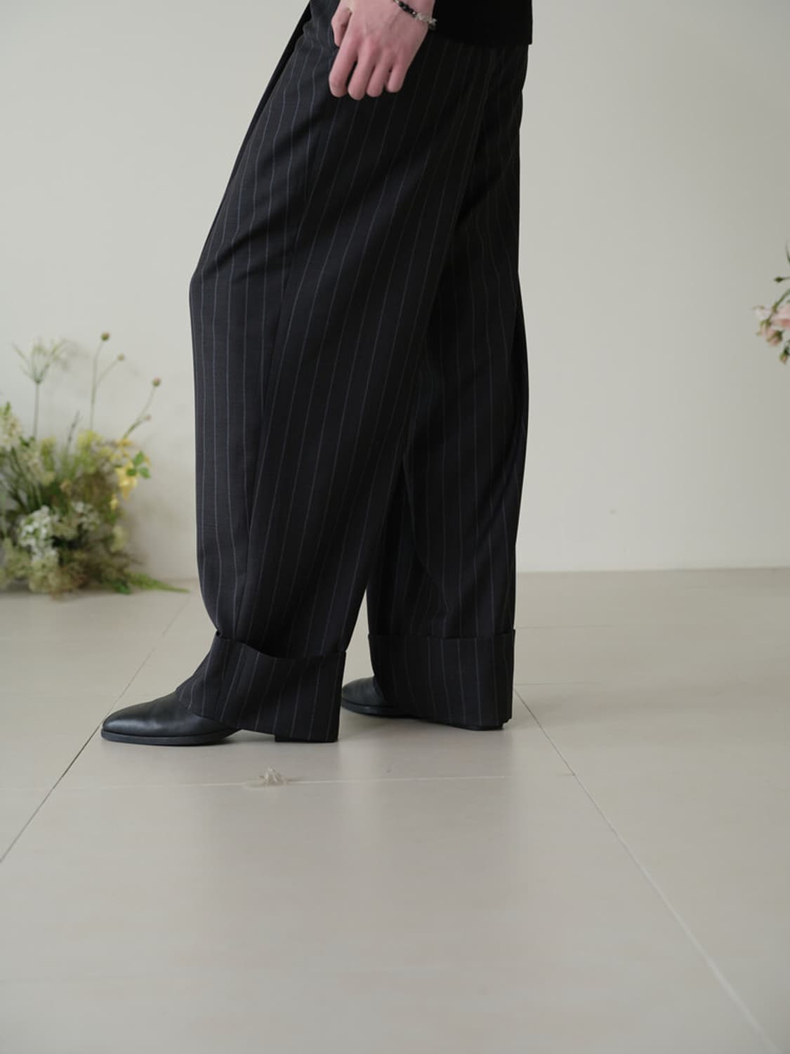 웨이비니스 Deep One Tuck Turn up Slacks 상품이미지3