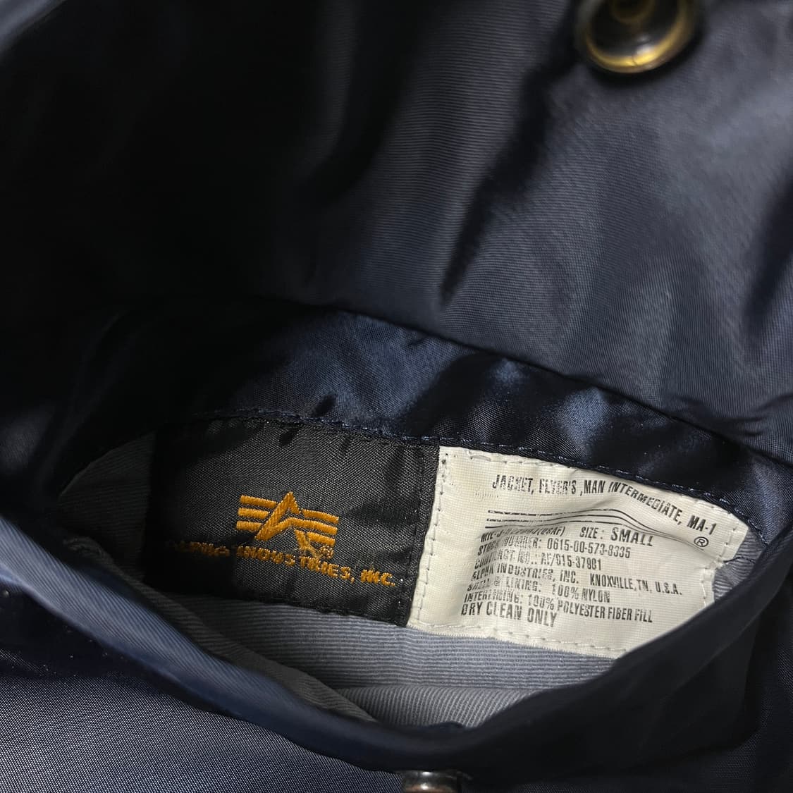 Alpha Industries MA-1 Flight Jacket 상품이미지5