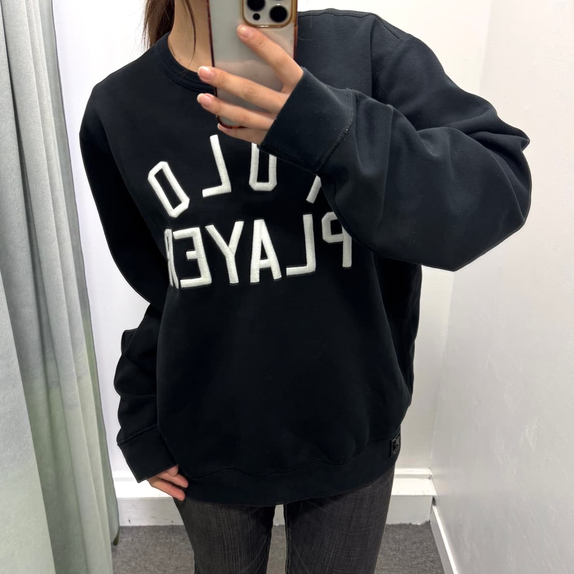 폴로 블랙 레터링 자수 맨투맨 상품이미지1