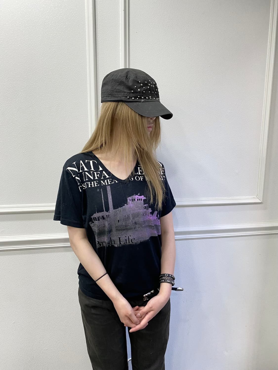 [Beaumere] Y2K Print Black Tee 상품이미지2