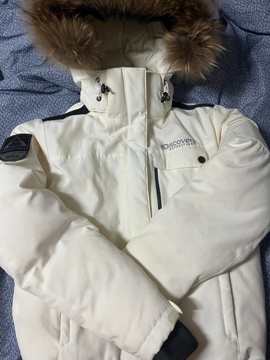 디스커버리 숏패딩 팔아요 상품이미지1